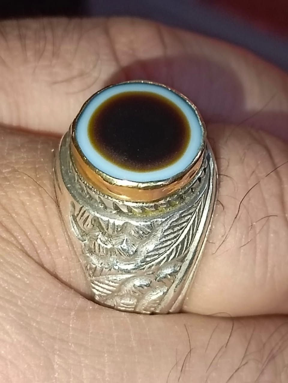 خاتم   من نوع  البقري اليماني الأصيل  داير ذهب  21      ***********   بغداد
