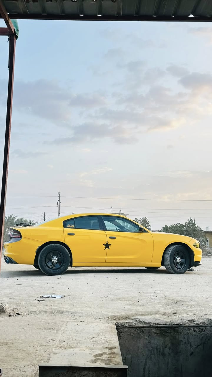 جارجر بوليسي موديل 2020 اصل رقم بصره تحويل شوكت مايعجبك. سياره جاهزه من كلشي كير الاف  مكينه. هيمي. سياره. احلااا من الصوره *********** بصره قضاء المدينه. سياره. خط كربلاء.
