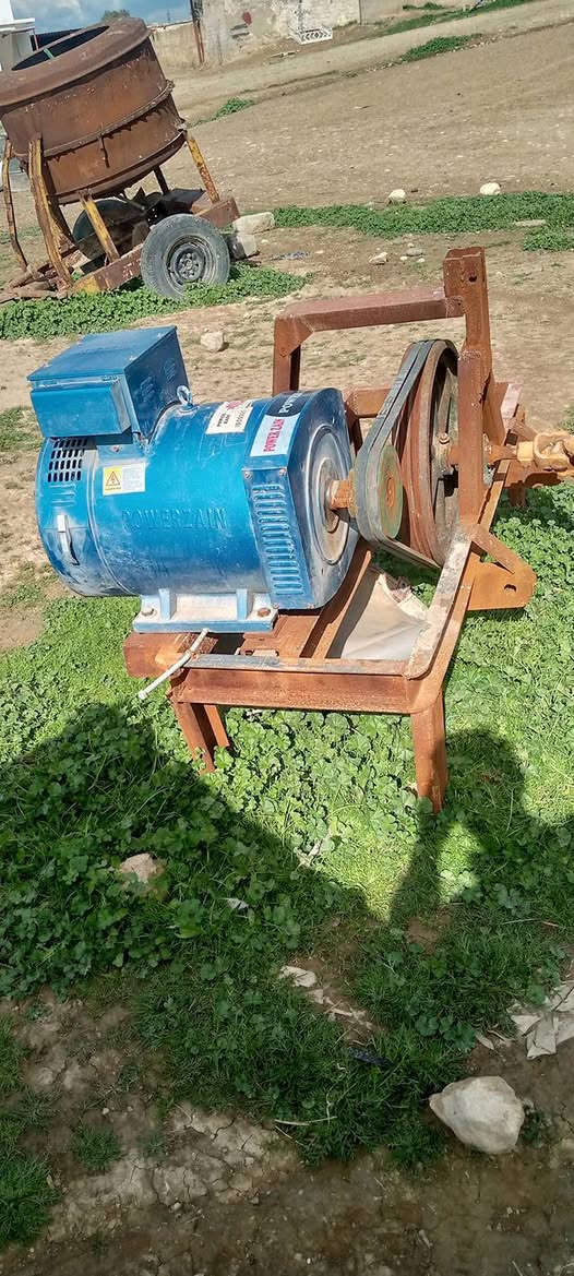 مولد كهرباء وره التركتر للبيع مكاني الموصل هذا رقمي للتواصل ***********
