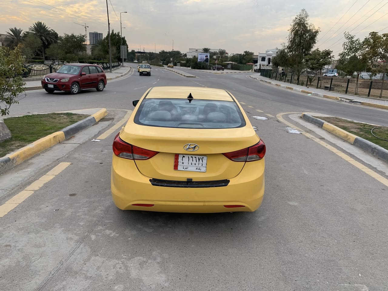 سلام عليكم مرخصه الادمن المحترم النترا موديل ٢٠١٣ حادثه الهلال الخلفي مال جاملغ بدون دواخل 
وباقي سياره كفاله 
بجم كبس 
كير مكينه تبريد مكفول 
مكينه ١٨٠٠ دوش 
سياره صبغه أولى 
صدر جديد 
تخم تاير جديد 
هيئه غرامات مصغره 
وسياره احلى من صور 
السعر ١٠٧ وبيها مجال قليل
عنواني بغداد البياع مدينه الذرى 
***********
