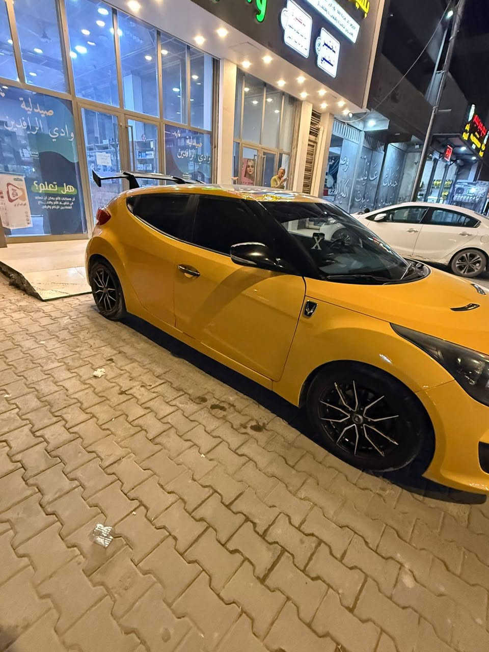 فولستر 2012
1600 دوش شكل التيربوا
للاستفسار 
***********
العنوان البصره ابوخصيب حمدان
السعر ٧٥ وبيه مجال
