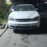 ابيكا 2005 أربعة سلندر موديل  2000 السيارة الكهربائيات كلها شغالة كير ...
