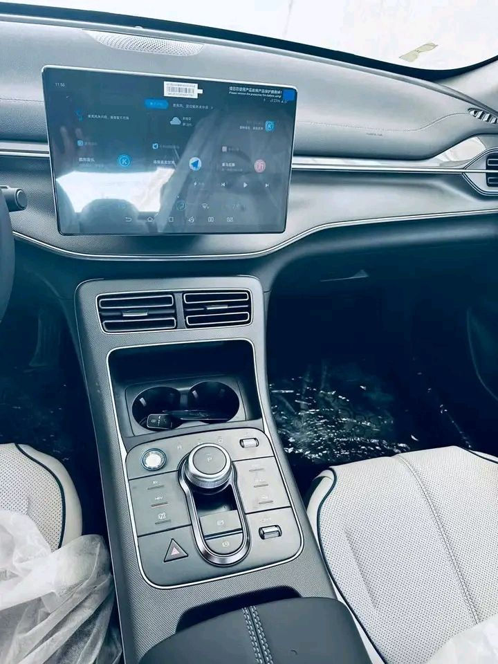 متوفر دستورير ٢٠٢٥ مرقم جاهز زيروا السعر ١٨و٩٠٠ سعر نهائي هاتف *********** حي الإعلام البياع
