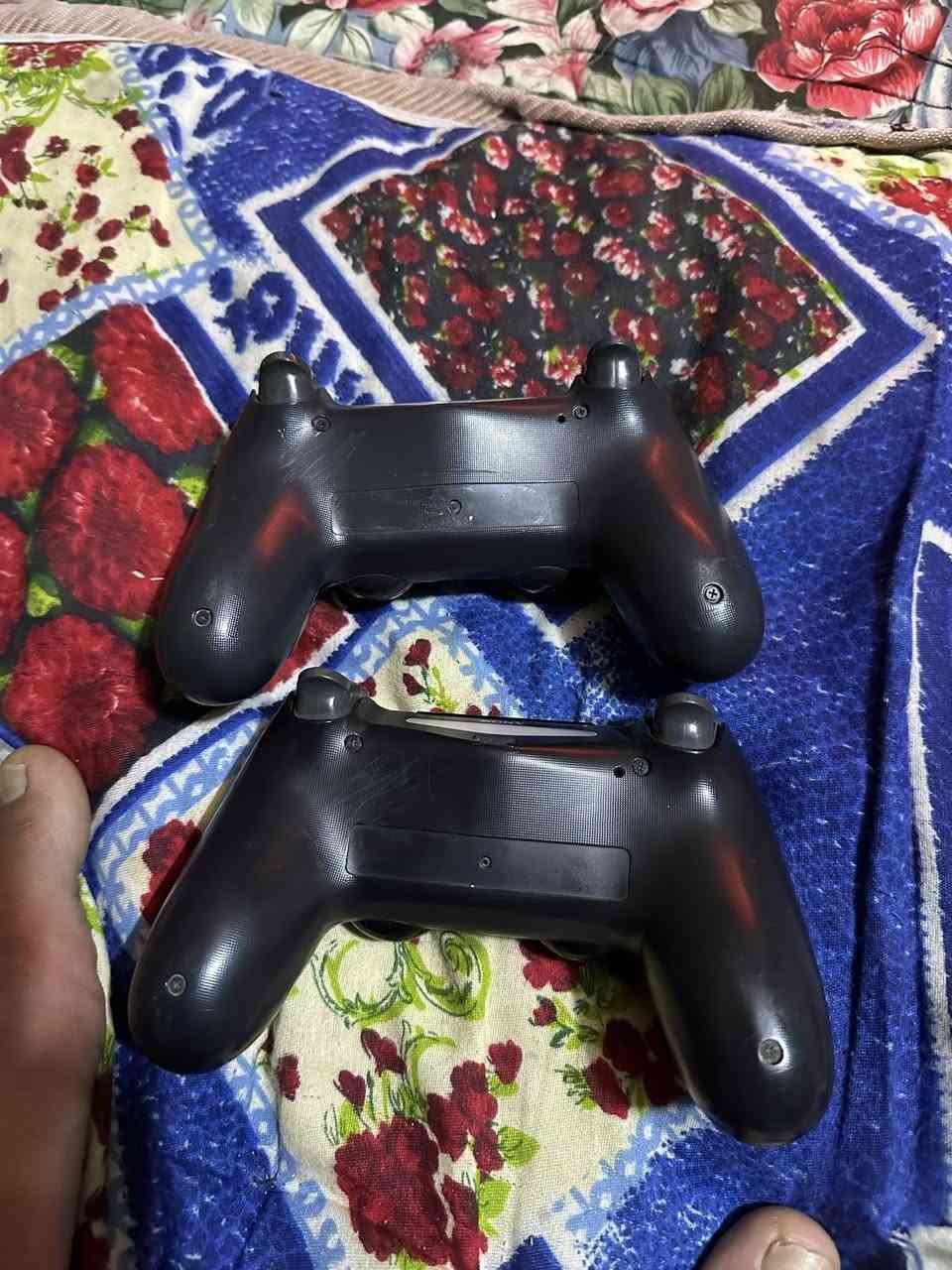 سلام عليكم شباب يدات اصليات ونضيفات مال بلي يدات عدد ٢ البيع بكاني بغداد


**إذا كنت صاحب هذا الإعلان وتريد حذفه لأي سبب، رجاءا أرسل رسالة إلى الدعم الفني**