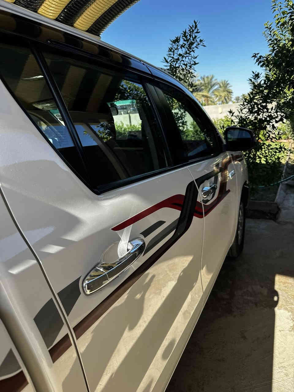 هيلوكس موديل 2021 ناصي سياره مكفوله عدا بيها 3 حصوات شي خفيف وموضحهن بلصوره الباقي مكفول سياره فول اوتماتيك بصمه تبريد تدفئ بلكشن رقم اربيل سياره مفوله واحد على واحد وانتو تعرفون المواصفات موحاجه اكتب هي اعله فئه 
ماشيه112 الف  

سياره خير من الله مال جناي ياخذها وينام عليها ويترحملي 
سياره معروضه 275 بيها مجال لطيبين 
مكان السياره صلاح الدين قضاء بلد 
الشراي يتصل ***********
