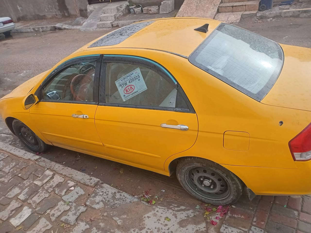 سبكترى ميدل ٩ واردها باب السايق والجاملغ وبيها جاملغ خلفي سيارة حلوة وكاعدة ب اسمي مشرع وطني مكينة كير مكفولات  *********** سعرها ٧٥ وبيها مجال للشراي مكاني كربلاء
