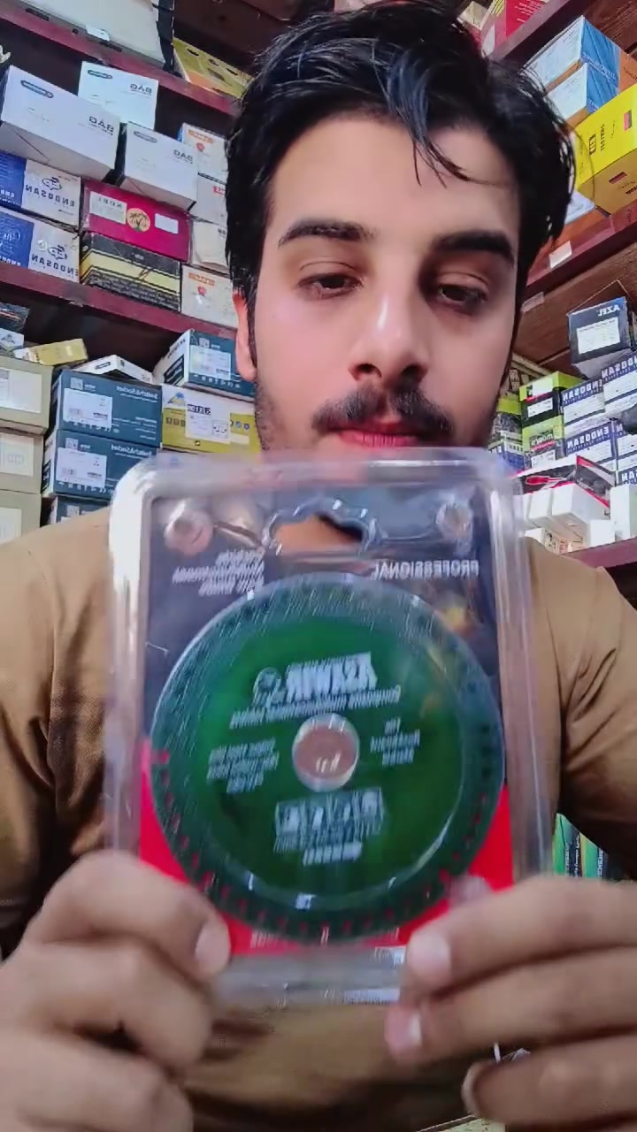 حجر قطع جوكر سعر المنتج 4000 دينار يشتغل سيراميك حجر جام ومرمر العنوان كوت انوار الصدر محلات ابو سجاد مجمع الياقوت #انشائيه #مواد بناء
 #عدد يدويه #سيراميك #مرمر #جام


**إذا كنت صاحب هذا الإعلان وتريد حذفه لأي سبب، رجاءا أرسل رسالة إلى الدعم الفني**