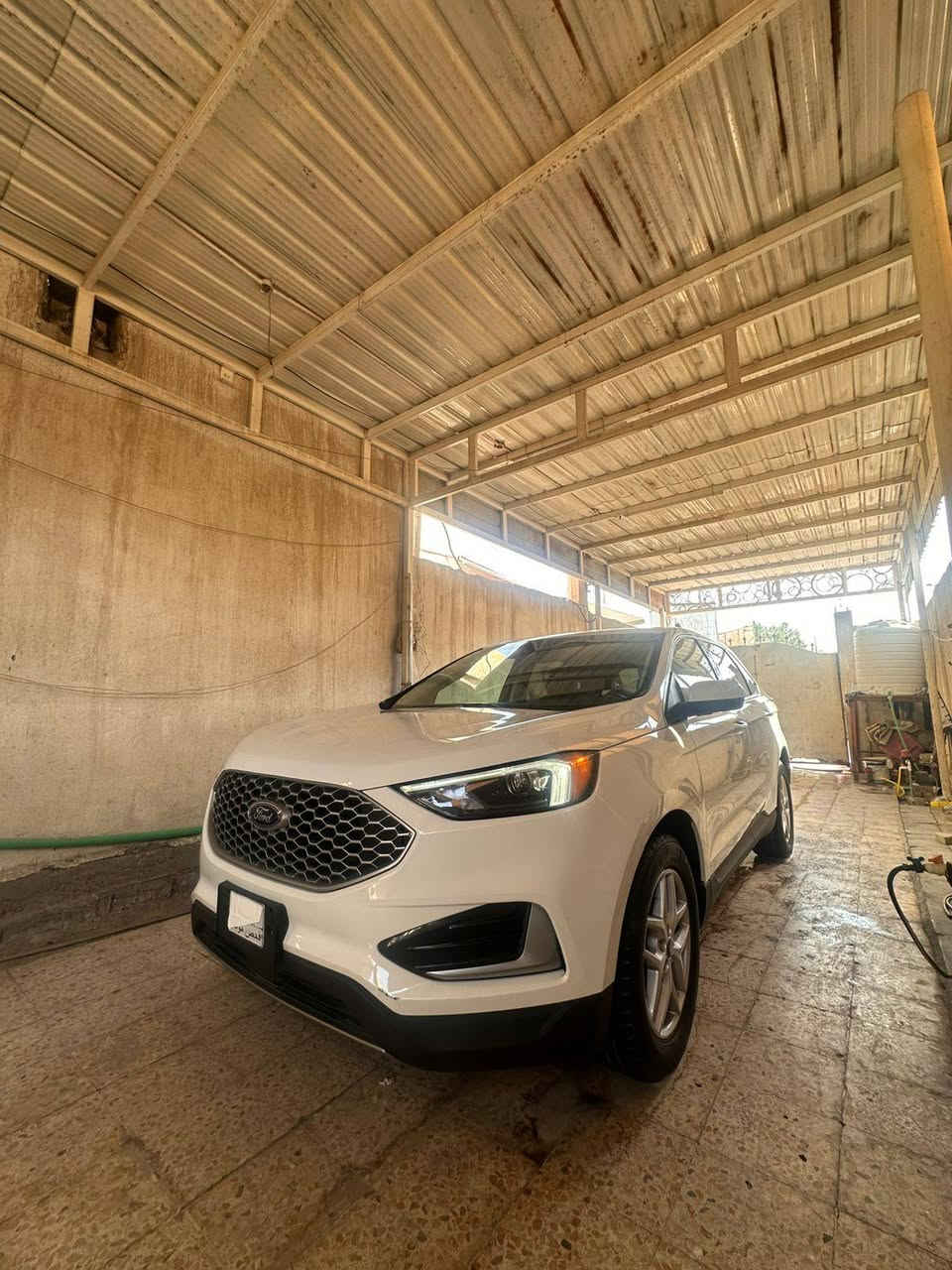 السلام عليكم
للبيع فورد ايدج 
موديل 2023
وارد امريكي 
تقرير غرق مياه امطار 

كفاله مكينه كير كهربايات
مامبدل بيه فيوز 
وشرط الفحص

سياره مكفوله كفاله عامه حته دعاميات كلش جديده على وضع الشركه 

ماشيه 35الف ميل
حجم المحرك 2000 تيربو
4سلندر 250 حصان 🐎 

حره بدون رقم تترقم جميع المحافظات
عدا القليم 

سياره كلش جديده مال جناي جاهزه مجهزه مابيه اي نقص وبالعافية ع ياخذه

فول مواصفات SEL
شاشه تيسلا.
شاشه دشبول ديجيتال.
كامرن خلفيه كير ماوس.
سايد بريك بصمه .
تشغيل بصمه.
بصمه ابواب.
اوتو هولد.
رادار امامي وخلفي وجانبي.
كشنات جلد .
تدفئه تبريد بالكشنات.
كشنات كهرباء.
تحديد مسار.
قياده الية.
وبعد هواي مواصفات 
مكان سياره بصره
سعره 160
***********
