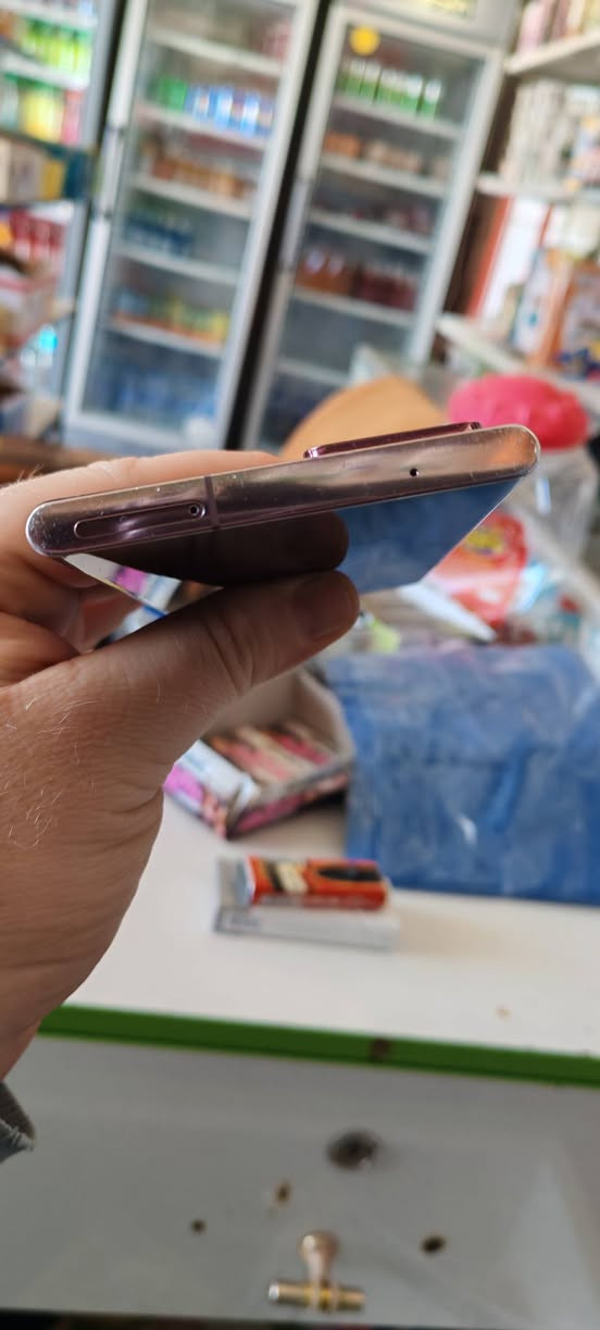 كلكسي NOT 20 altra 5G
ذاكره 256 / 12 +12
الجهاز ميحتاج اسولف ع مواصفاته لان معروفه فقط شاشته مضروبه مثل ماموضح كدامك تريد تبدله شاشه بقت يمك شاشته متوفره عد اي ابو صيانه تريد متبدلهه يمشيك استخدام بدون مشاكل وطبيعي كلش 
بوبجي 120 فريم 
سعره مناسب او مراوس يرهم 
***********
