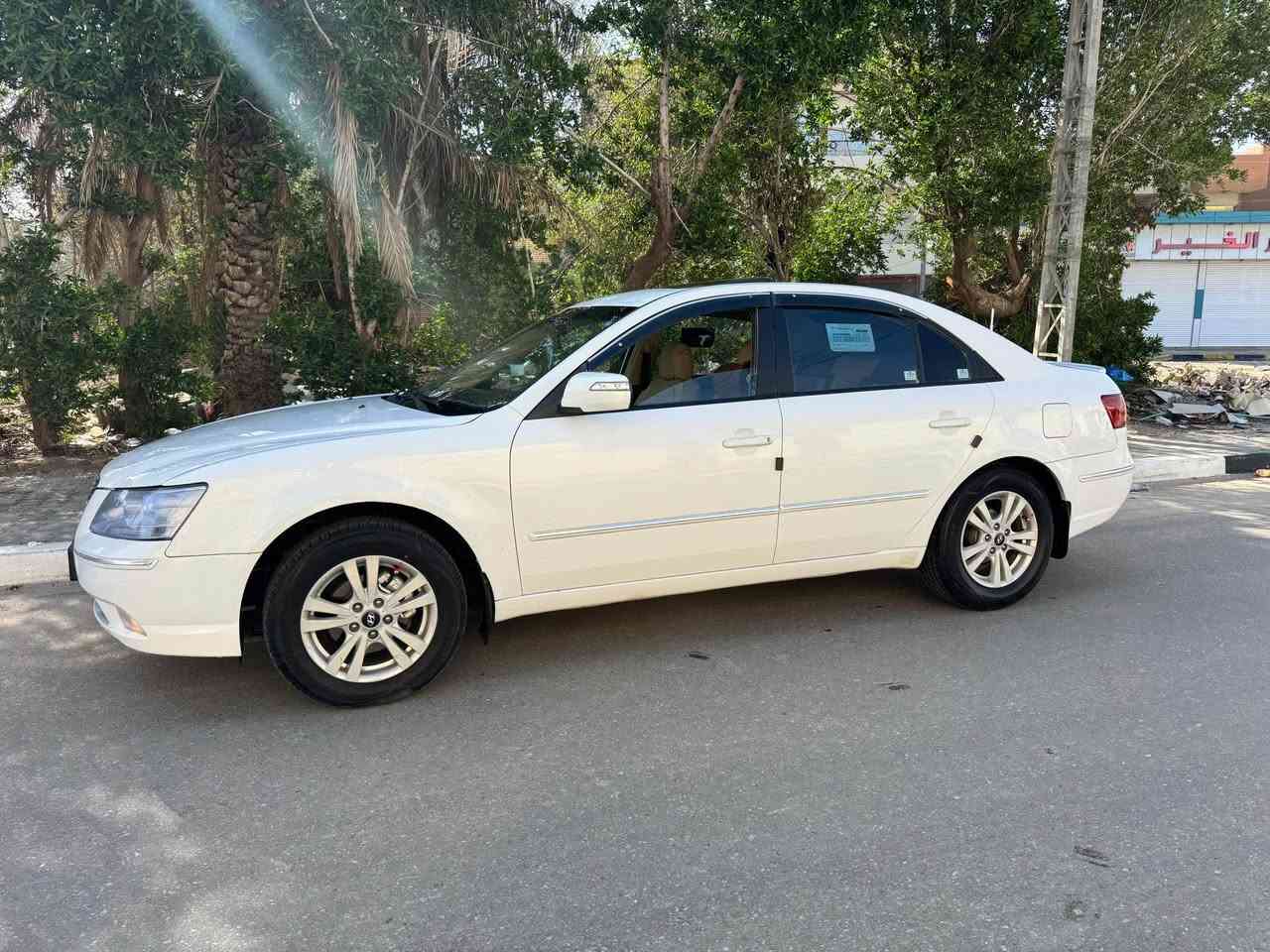 السلام عليكم 
للبيع او مراوس حسب القناعه 
هونداي سوناته 2011 خليجي
فول مواصفات ماشيه 208 الف كيلو 
بيه بنيد بدون ارباك 
وبيه الداير الخلفي صفحتين ملكوط خياس يعني معمرات 
مكينه 2000 دوش 
سنويه لل 30 بسم عربي موجود يمي 
تخم تاير گير مكينه حداده تبريد كلهن جاهزات 
سعره 105 مكاني بصره الجبيله 
*********** البصرة, العراق
