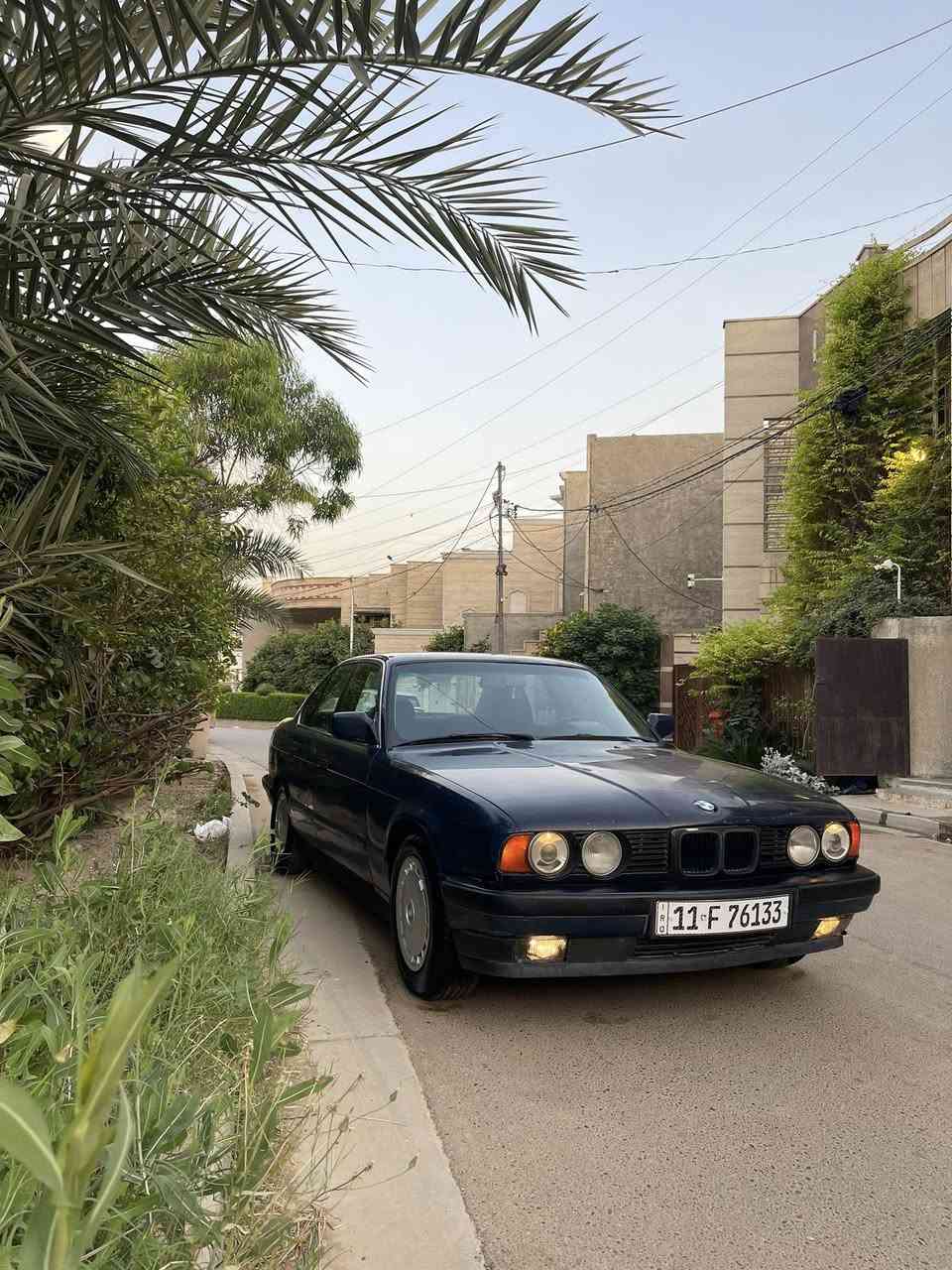 للبيع 520 مسكر كير عادي موديل ٩١ سياره ع وضع الشركه 
داخل مخمل جديدلوك مبي ولازلع واحد 
كير ومكينه لوك ١٠٠/١٠٠ 
صدر امامي خلفي ١٠٠/١٠٠ طسه مال زيرو 
تبريد ثلاجه وحماوه ثابته 
كهربائيات ع وضع الشركه بدون اي جطل 
كلشي بيها شغال وع البلاد 
السياره بدون حادث بيها قطع صبغ ابيع مصبوغه عام 
رقم بغداد تحويل ثاني يوم 
السعر ٥٥ وبيها مجال بسبط جدا 
مكاني بغداد السيديه 
***********
الشراي يتصل
