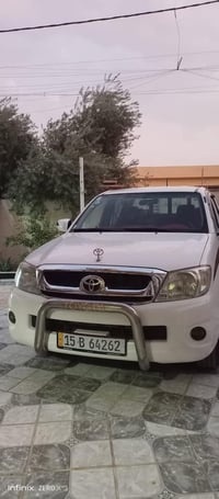 تويوتا هايلوكس 2010 للبيع بدون ضرر كير ومكينة كفالة عامة حدادية تخم تا...