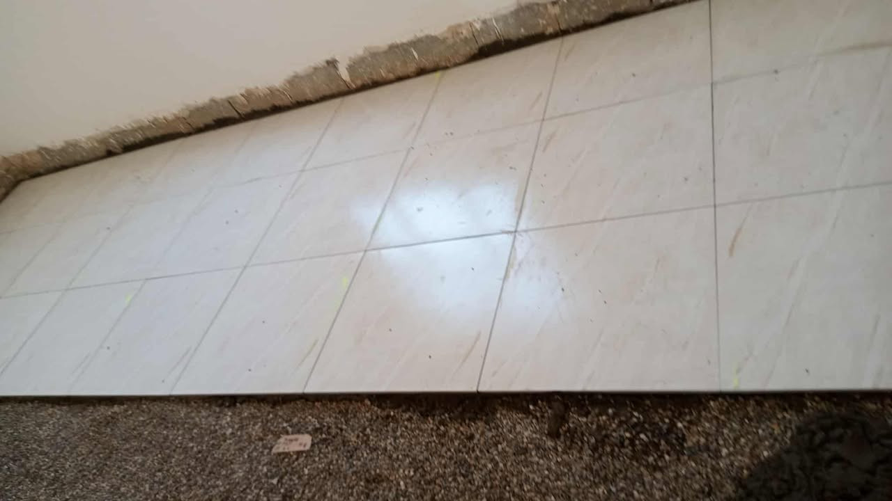 خلفة لبخ سمنت جص بورك
شرط استلام مهندس
***********
***********
عمل ارظيات درجه اولى
