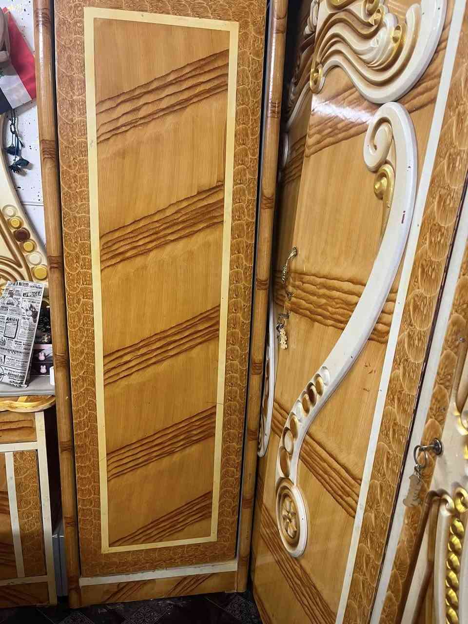 السلام عليكم 
غرفه نوم لبيع  صاج عراقي ستعمال قليل نقص يدات بس


**إذا كنت صاحب هذا الإعلان وتريد حذفه لأي سبب، رجاءا أرسل رسالة إلى الدعم الفني**