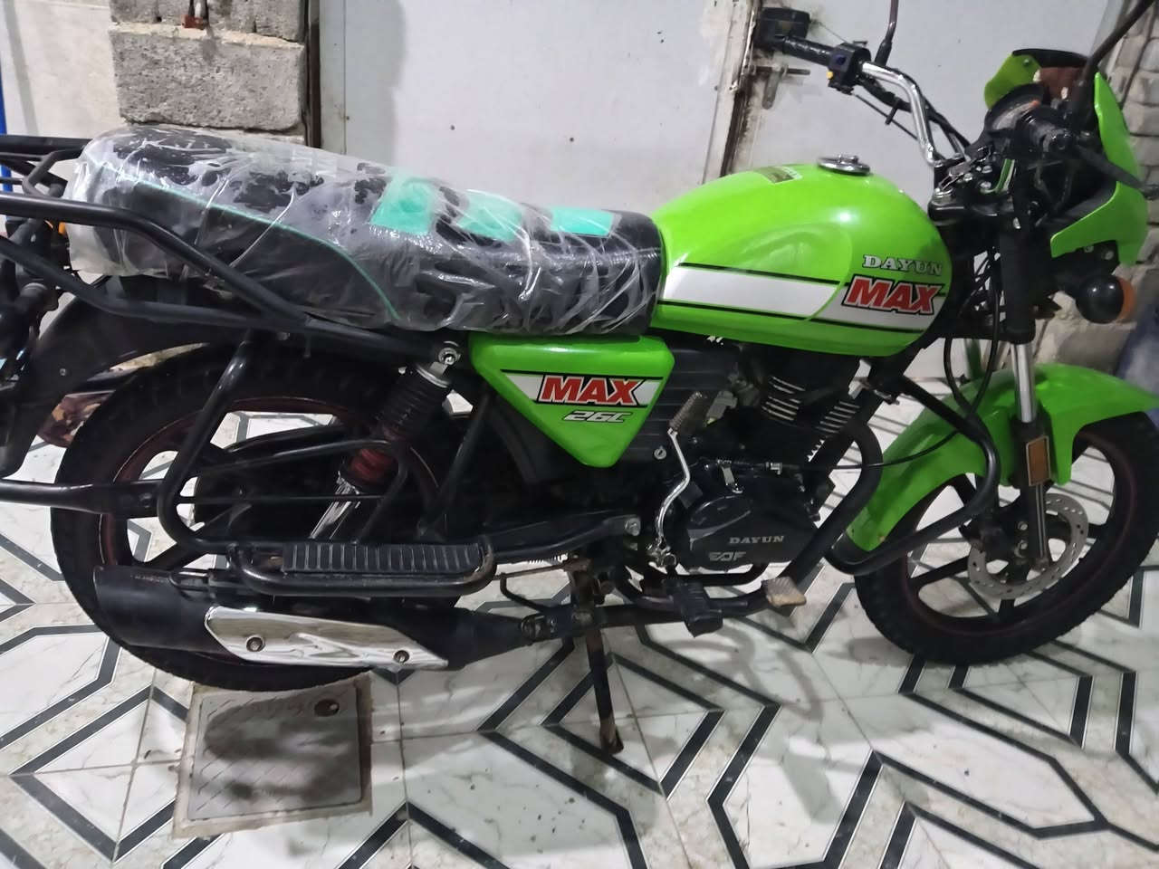 سلام عليكم دايوان البيع موديل 22 داخله بل 23 مكفوله كفاله عامه رقم وسنويه مكاني كوت السعر خاص
رقم الهاتف ***********
