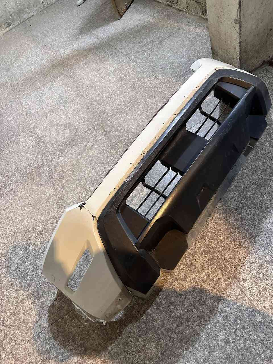 للبيع دعاميه فرونتيرا ع هاذه الوضع بيه تصليح  سعرها كامله ٢٥٠ الف مكان البصره  ***********
