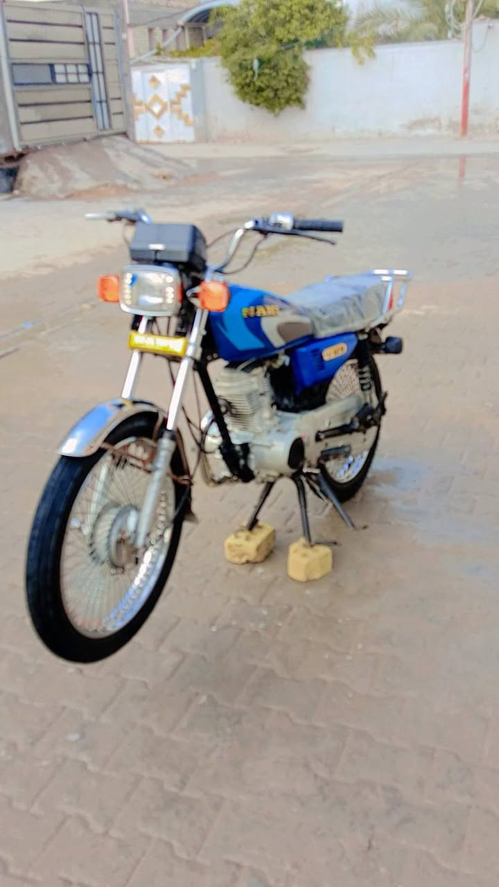 السلام عليكم دراجه 4كير اوراق  نوع المكينه ارشه دراجه كامله مابيه اي نقص مكينه مامفتوح دراجه موديل 19ول مكينه 21 مكانك نجف ابصخير شراي يتصل على رقم ***********
سعر 700وبيه مجال
