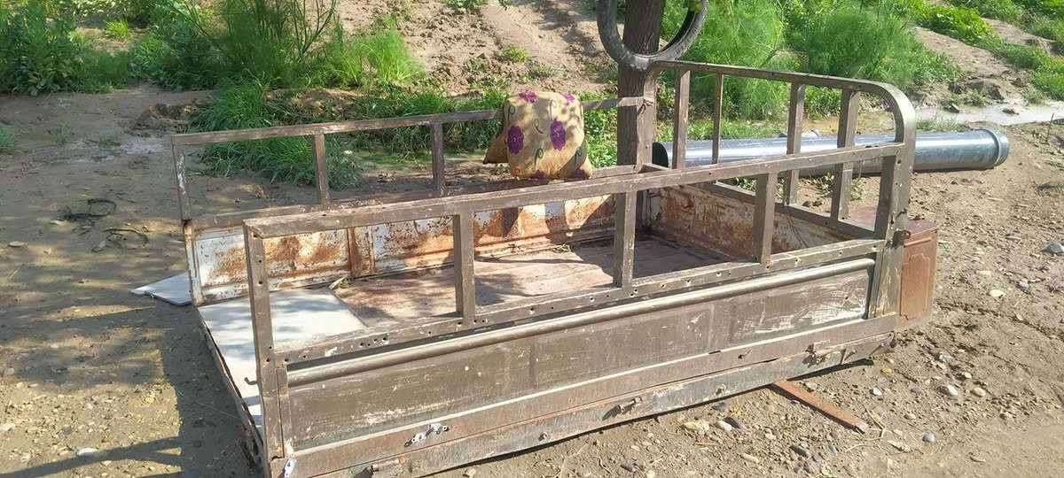 سلام عليكم شباب ستوته كلك كلك كلك ام تي ار ولدبلات مال جمره فحل لبدي مالته موجود بس اني ما مكعده ودبلات مال جمره فحل جديد... وشوته جديده وربلات جديد وصبغ جديد... وشفت كدام وبربرن جديد... بس  لستوته ما تشتغل لان ما تصعد دهن ولقواعد مال البدي كصيتهن فقط السعر 400 وبيها مجال قليل المكان واسط الشحيميه قريه 10 رقم للاستفسار ***********.....
