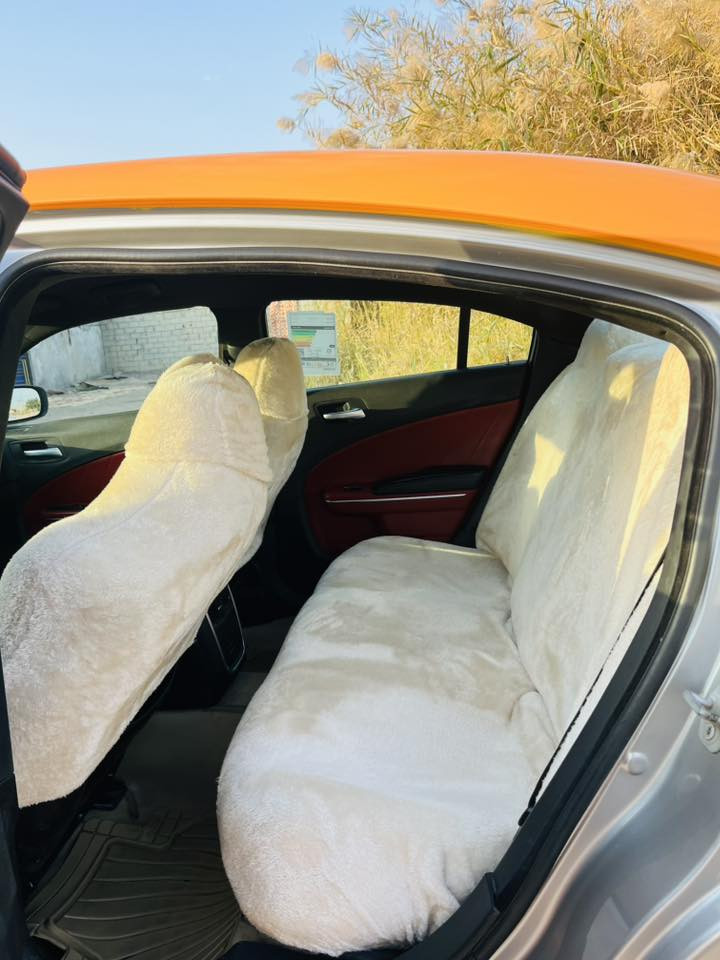 سلام عليكم جارجر للبيع موديل 2016سياره خليجيه بيهه بنيد وجاملغ سياره جاهزه من كلشي مكينه وكير جاهز رقمهه بغداد باسمه مكلف إني بنشر للاتصال ***********
