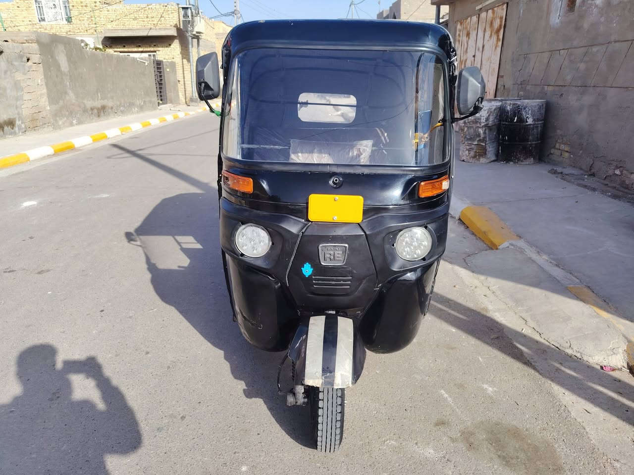 تكتك للبيع مديل ١٧ شهر ١٠
اوراق كفاله
السعر ٣٥٠٠ بيه مجال 
وهاذ رقمي
*********** 
بيك خير ودلل
