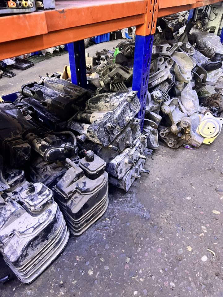 حاويه جديد
كاراباي
جوملا موفراد ماوجو
***********
