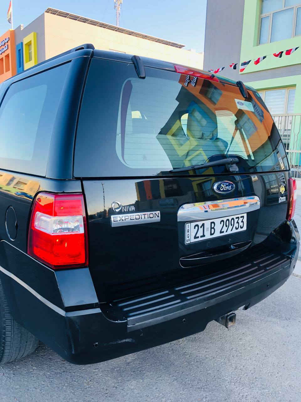 فورد اكسبديشن 2014 ماشيه 124 الف كفاله عامه من الصبغ والحوادث خليجي للتواصل على  ***********
