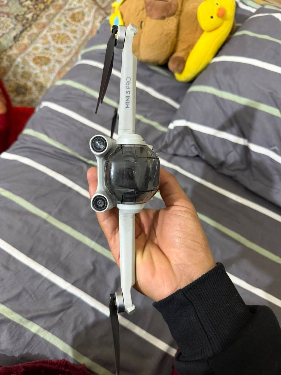 السلام عليكم dji mini 3pro للبيع نظافة 95% كامل ملحقات كارتونة وجنطة درع وحزام جوستك كلشي مابيها لا ضربه ولا شخط فقط كفر الي ماشر بالصورة واكع وسعره 5 يم اهل الصيانة (جوستك سمارت -3بطاريات)
سعرها مليون قفل قفل جدأ *********** واتساب فقط
