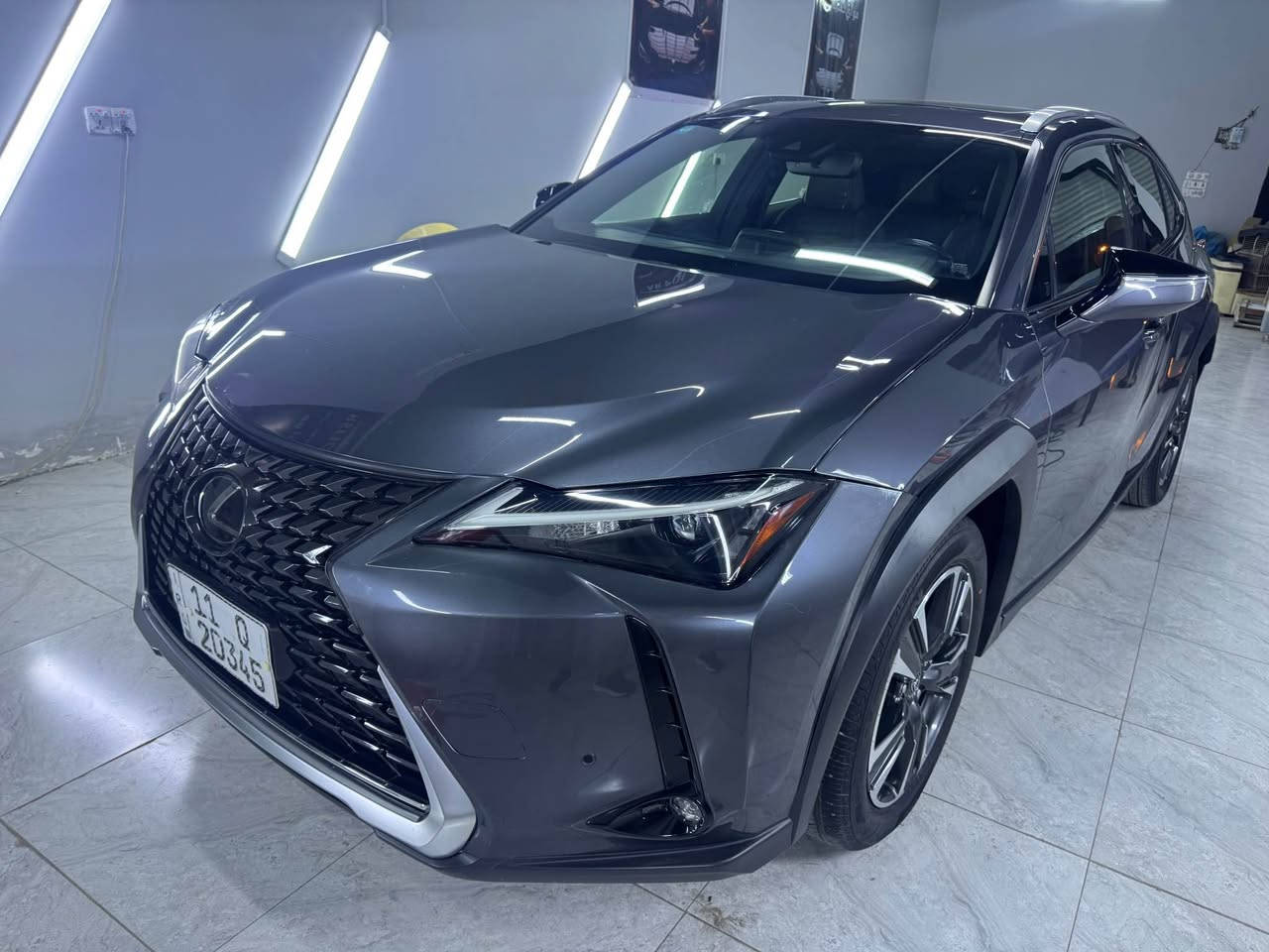 لكزز Ux250h موديل 2023 سياره كلين بدون بارد بدون شخط بدون صبغ 
سعرها 22.000 
موجود واتساب وماسنجر
***********
بيع او مراوس حسب القناعه بغداد, العراق
