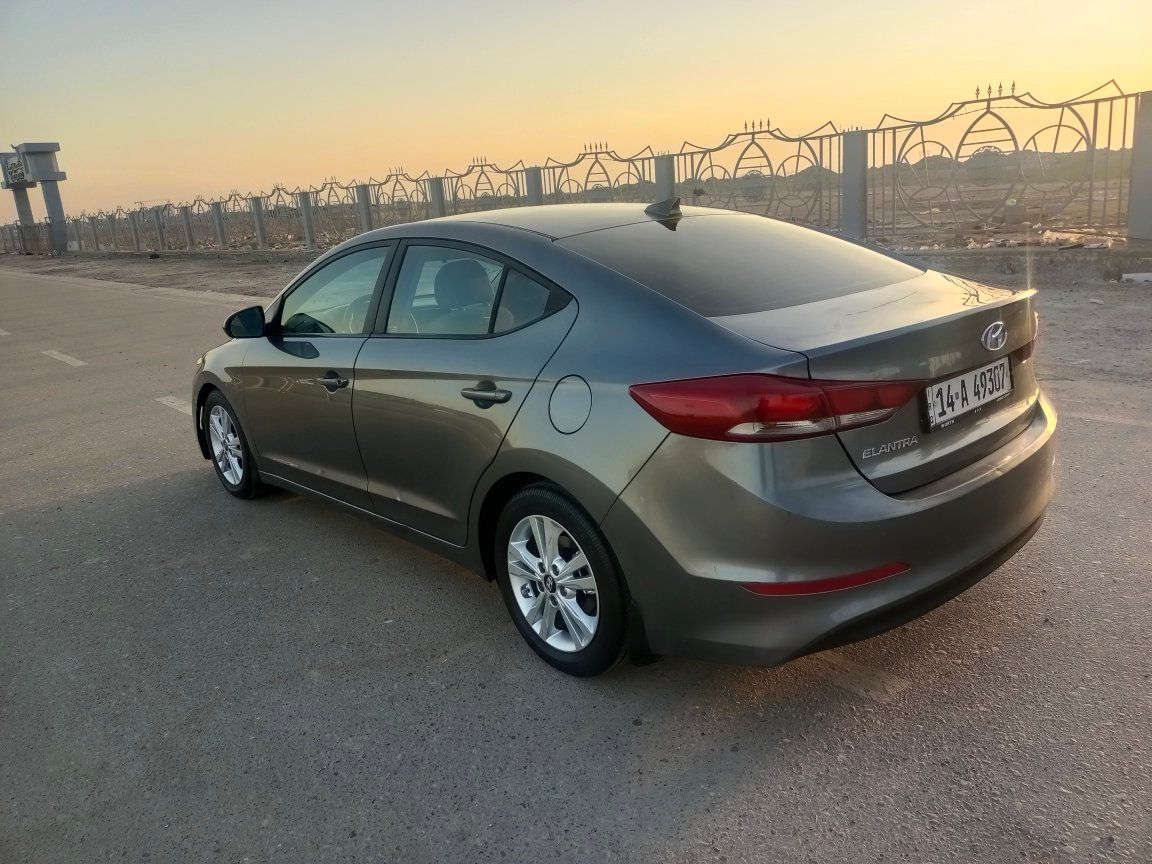 سلام عليكم للبيع النترا موديل 2018 وارد امريكي دخول بس دعاميه وبلعراق صبغ قطعتين جماليه كفاله ضربه وتبديل ليبل واحد بدون أيرباك سياره محرك 2000دوش محرك كير تبريد حداديه تمام رقم بصره جديد سنويه مجدده 2030 سعر107 مجال كلش قليل//***********/عنوان بصره
