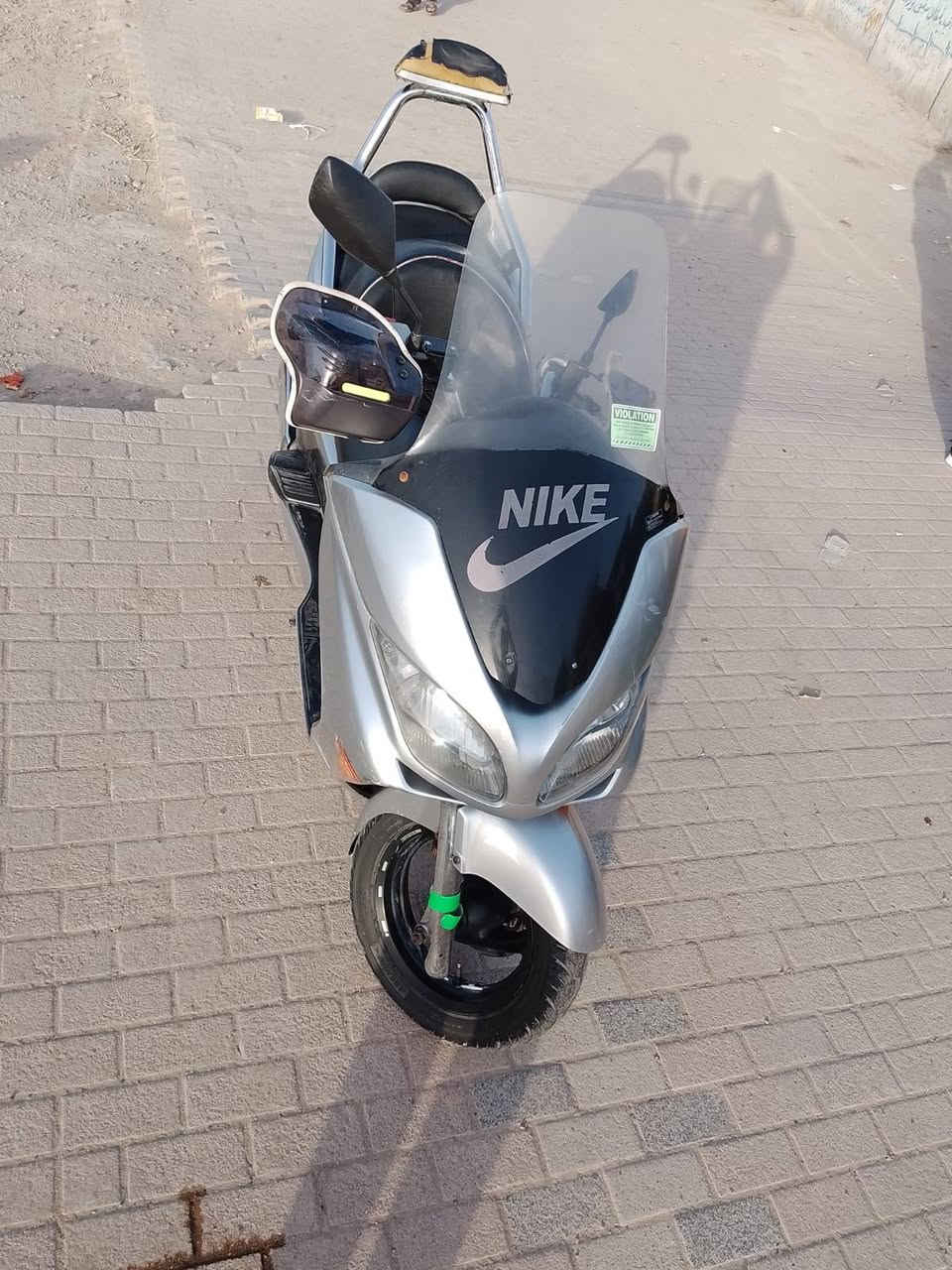 سلام عليكم فورزه صفر9 مكينه مكفوله دارجه7كير اربعه تحويلات دراجه حلوه ونضيفه نضافت كفراتها 75بل ميه بيها سبيدر زاد جامه زادابي ثري دراجه كامله سعرها مليون 200 وبيها مجال الاتصال على الرقم *********** اتصل وبيك خير وتدلل
