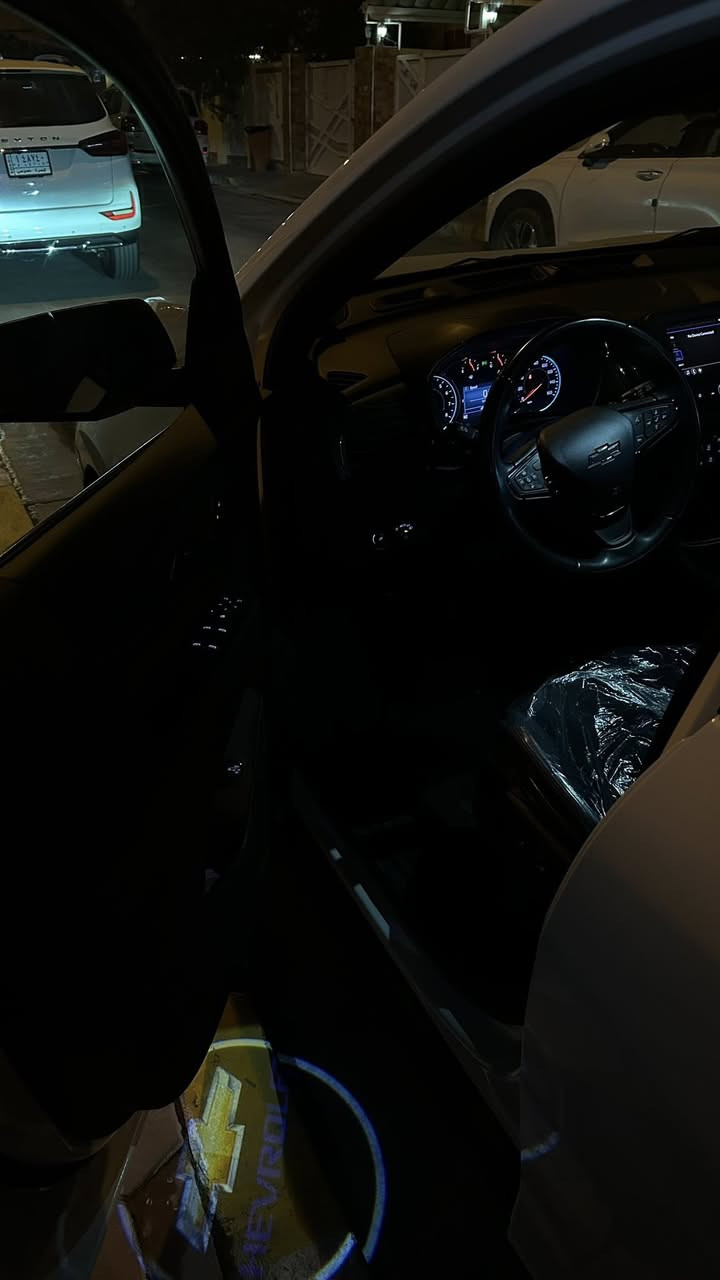 شفروليه ايكونكس rs 2023 فول مواصفات للاخير عدا ال4 كامرات بانوراما ررادارات حساسات دواخل جلد ومطعم بقماس دواخل مطرز ب احمر فول السياره
حادثها جاملغ وربع البنيد صبغ بدون ايرباك بدون دواخل ماشيه 33الف مايل
السعر 192 وبيها مجال 
***********
***********
