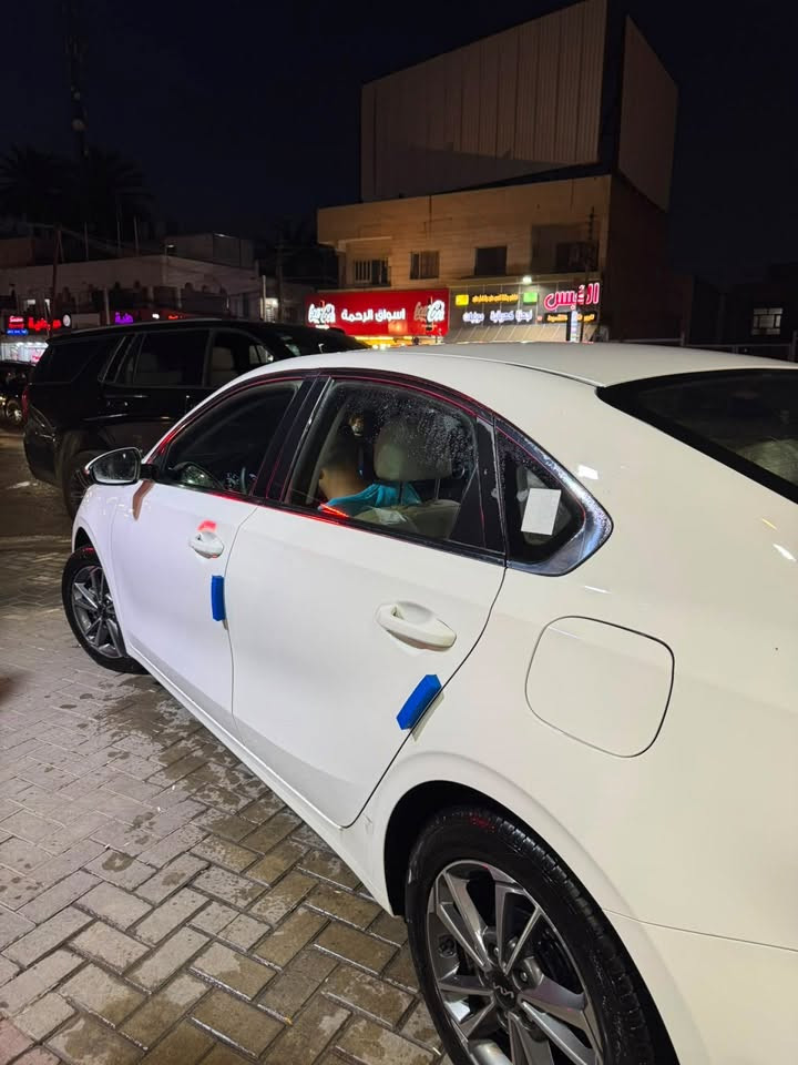 السلام عليكم كيا سيراتو موديل 2022
فول مواصفات كفاله عامه رقم بغداد بأسمي ماشيه 79

***********
