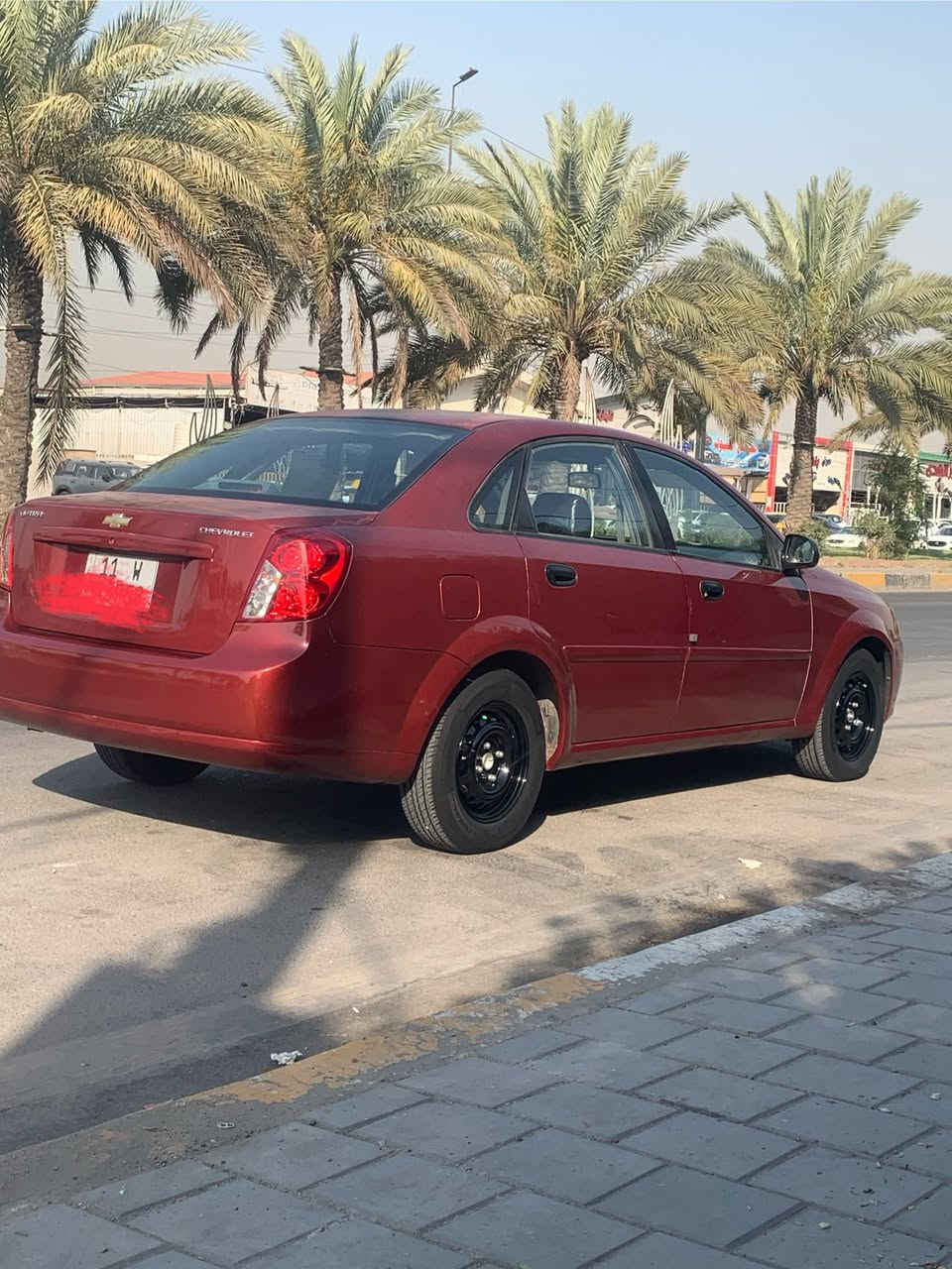 السلام عليكم شباب اوبترا شركه عامه للبيع موديل 2004 كير عادي مكفوله من الضربه والتبديل بيه صبغ دوسات وهلالات الباقي كله مكفول كير ومحرك مال حاويه بيدي شادهن صدر امامي خلفي جديد تبريد ثلج و تخم تاير جديد جاهزه تاري وين مايعجبك السياره مال جناي رقم بغداد بسمي تحويل ثاني يوم للشراي يتصل *********** ابو مسره الشمري مكاني بغداد
