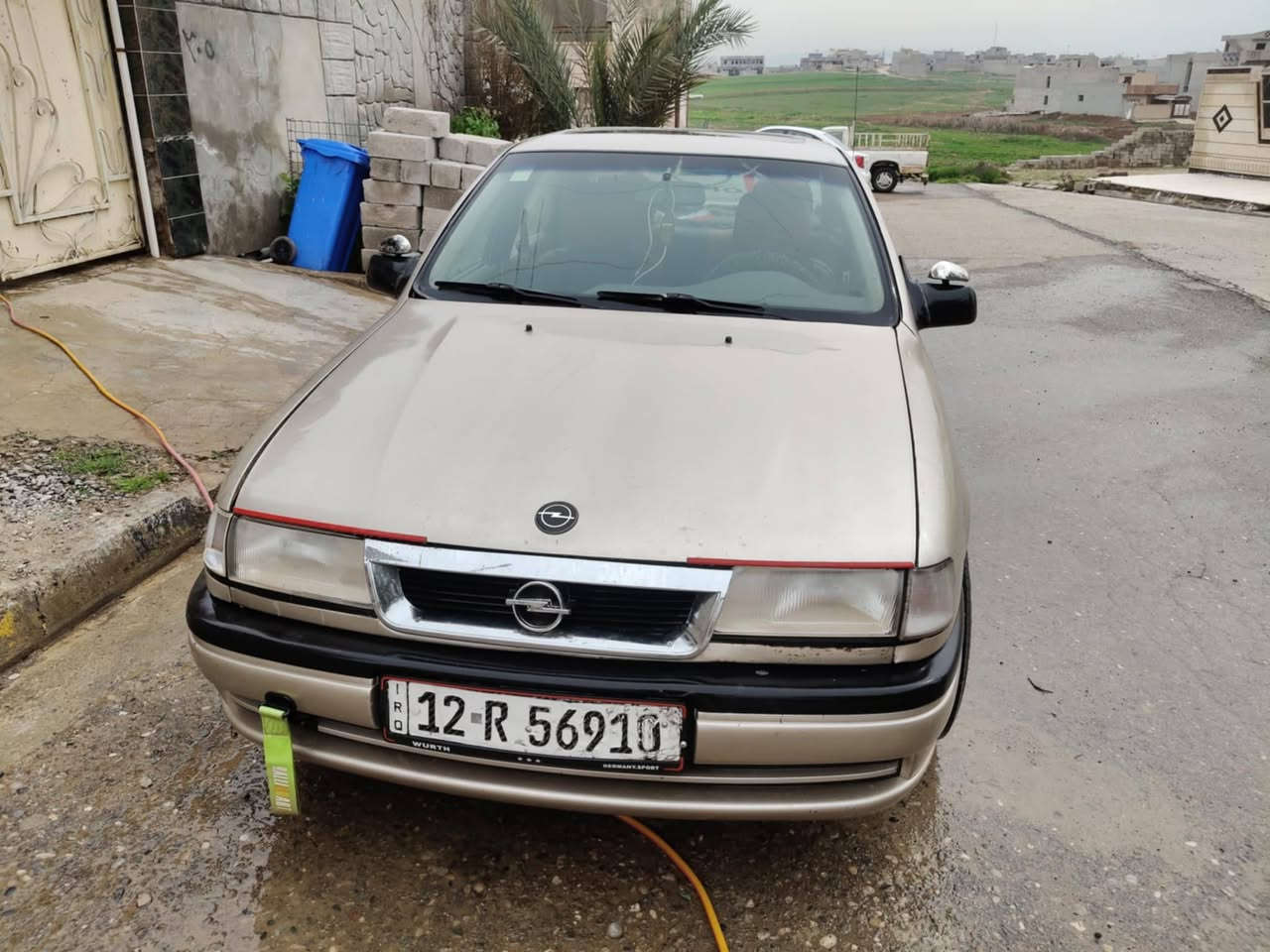 سلام عليكم للبيع فكتره حجم ١٨ كير محرك شرط شرط التحويل موديل ٩١ السعر ٤٣ بيها مجال مكاني موصل ***********
