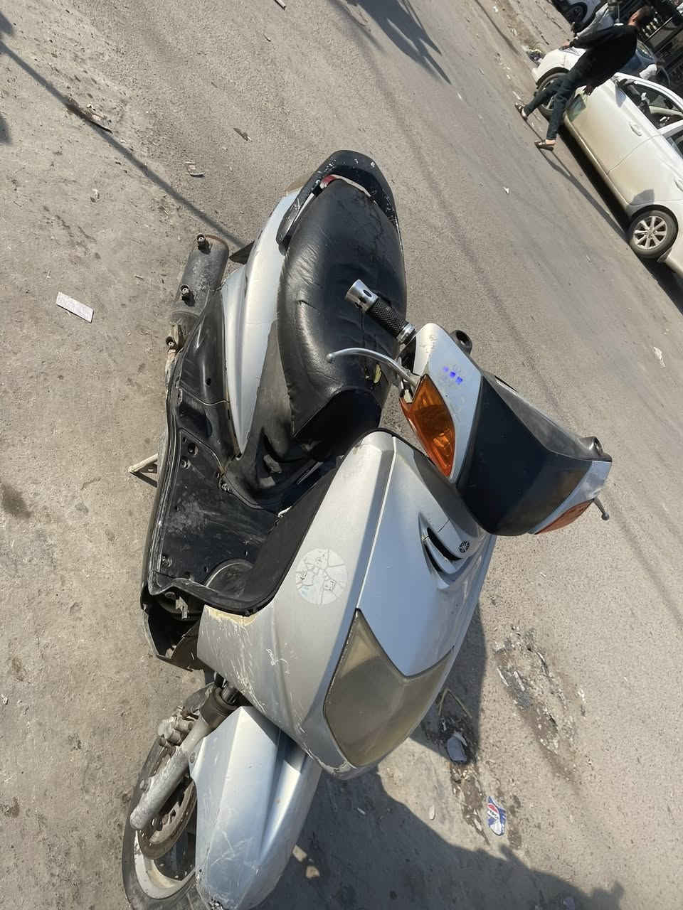 دراجه اللبيع سعره ٣٢٥ الف  موجوده بغداد الحريه ***********
