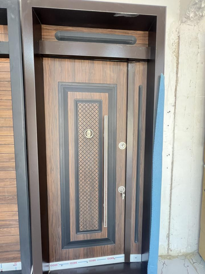 ابواب قاصة تركية 🇹🇷

📌 مواصفات الباب:

🔒 الجرجوبة 1.5 مع الصبغ 2.0

🛠 صنع تركي مع ضمان الصنع

🚪 الباب تصفيح كامل حديد

🔗 الباب مزود بقفلين

🛡 إلكيلون كالي إيطالي بضمان 5 سنوات

🌟 الوجه خشب تركي

📐 قياسات القاصة:

✔️ ارتفاع 240 (عرض 100، 110، 120)

✔️ ارتفاع 260 (عرض 100، 110، 120، 125، 130)

✔️ ارتفاع 270 (عرض 100، 110، 120، 125، 130، 150)

✔️ ارتفاع 290 (عرض 100، 110، 120، 125، 130،  150)

📍 بغداد - المدائن-قرب الشروع

📞 ***********

📞 ***********
