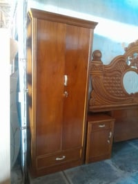 غرفه ملحق • ٥ أبواب • توصيل