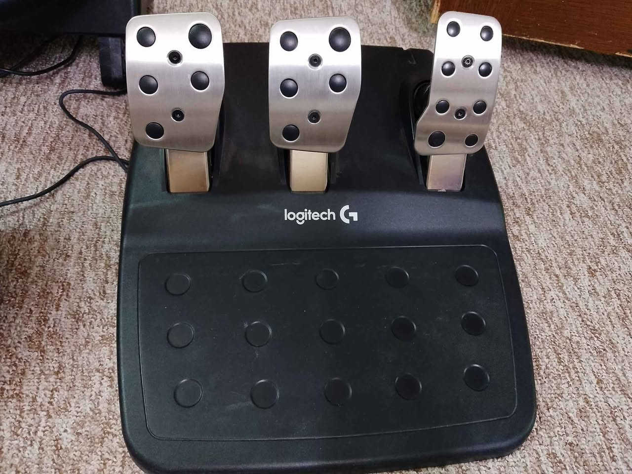 Logitech g29
گێر و سوکانی لۆجیتیک پاک و مەزبوت بێ کێشە لۆ پلەیستەیشن ٤ و ٥ و pc دەبێت کارتۆنی بیلادی لەگەڵە 
الدرکسون logitech نضافە مع گیر و مع کارتون أربيل, العراق


**إذا كنت صاحب هذا الإعلان وتريد حذفه لأي سبب، رجاءا أرسل رسالة إلى الدعم الفني**