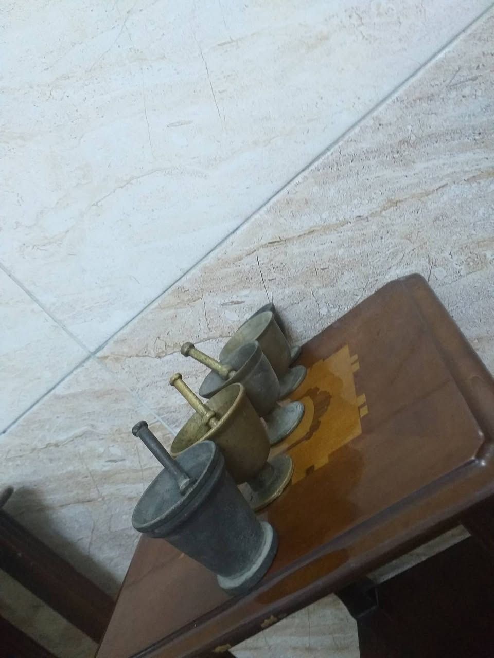 السلام عليكم ورحمة الله وبركاته جبنالكم هاونات مال ايام زمان حجم صغير مال مكحله عدد ٥ هاونات ٣ هاونات بيهن يدات ٢ ما بيهن يدات مكان موصل يوجد توصيل كافه محافظات العراق السعر خاص رجاءأ ابيع شلع والقطعة


**إذا كنت صاحب هذا الإعلان وتريد حذفه لأي سبب، رجاءا أرسل رسالة إلى الدعم الفني**