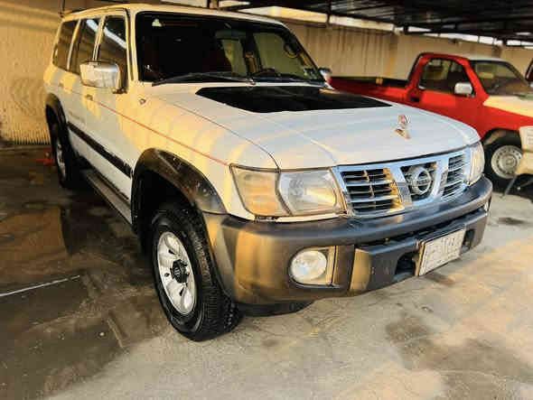 بترول موديل 2000 رقم بصره بسمي السياره مبدل محركها 3500 كير اوتماتيك 
السعر 93
مكاني العماره كميت 
الشراي يتصل ***********//***********
