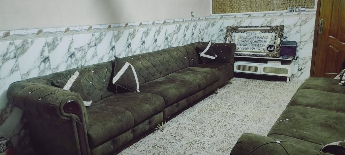 السلام عليكم طخم البيع نضيف جدآ ما بي اي ضرر نضيف  تركي الاصلي  تزكام 5 قطع مستعجل على البيع الشراي يتصل على الرقم *********** عمارة, ميسان
