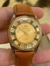 ساعة جوفيال • قديمة • تحتاج تنظيف