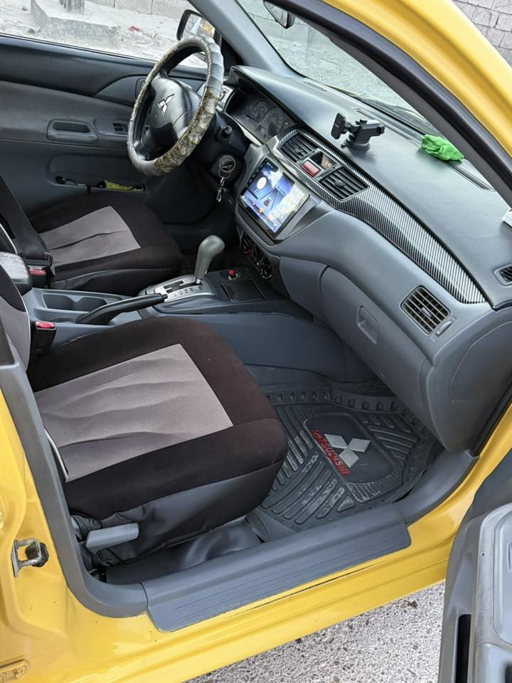 السلام عليكم 
موديل 2010
كًير اوتماتيك ومحرك 2000 جديد صارلهن شهرين 
من الاخير ما بيه اي نقص ديالى بعقوبه …
السعر 72
***********
