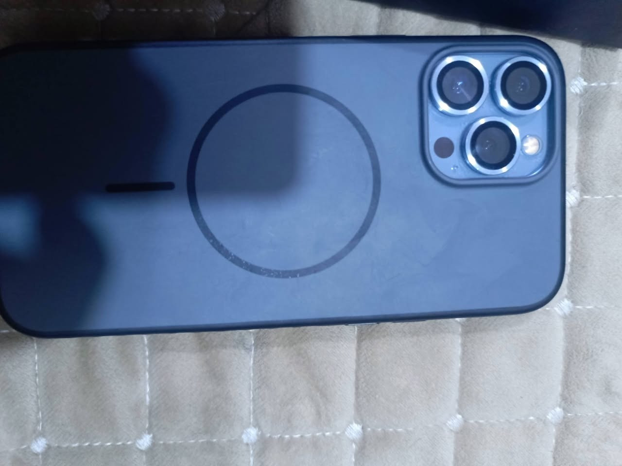 السلام عليكم
للبيع ايفون 13برو ماكس النسخه الاوربيه تلفون مامفتوح ابد بطاريه 85تلفون نضافته 100بلميه مامستخدم هواي ذكره 265سعره ٨٥٠وبي مجال لاستفسار ***********
