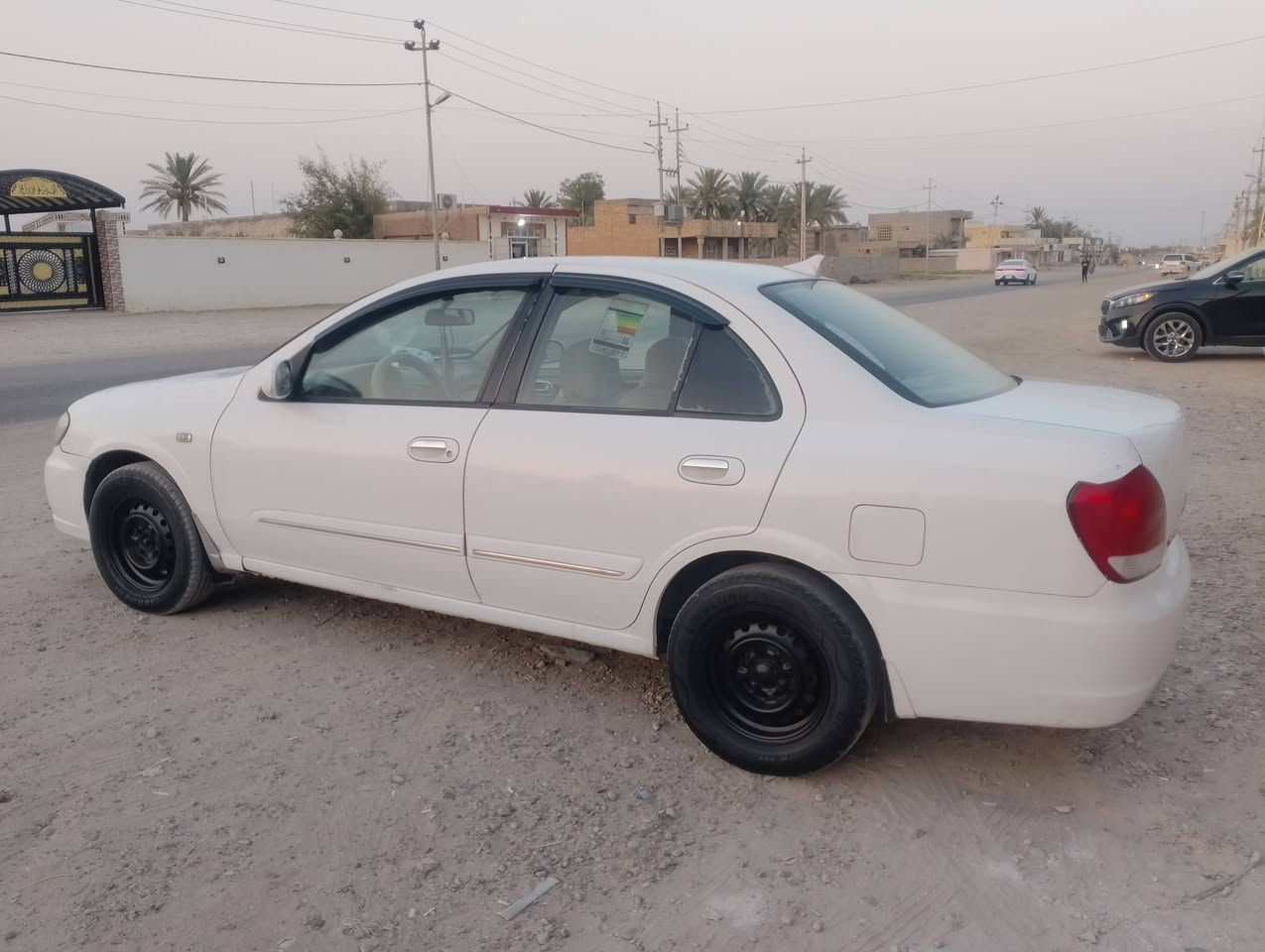 سلام عليكم سني للبيع موديل 2010 ياباني اصلي محرك اسود  1600 تخم تاير جديد صدر جديد كير مكفول   تبريد شغال ما بيه كل نقص سياره بيه طخه جاملغ صبغ اني ابيع حزام ما بيه اي دواخل سياره حلوه بعد أحلى من صور مكان السياره الانبار هيت السعر 72 مجال بصيط الإتصال  ع رقم ***********
