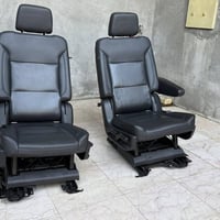 كراسي تاهو ملكي موديل 2024 للبيع نظافه 100‎%‎ السعر 250 دولار 07833221...