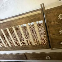 سرير طفل • خشب درجه اولى • فلوجه الرساله