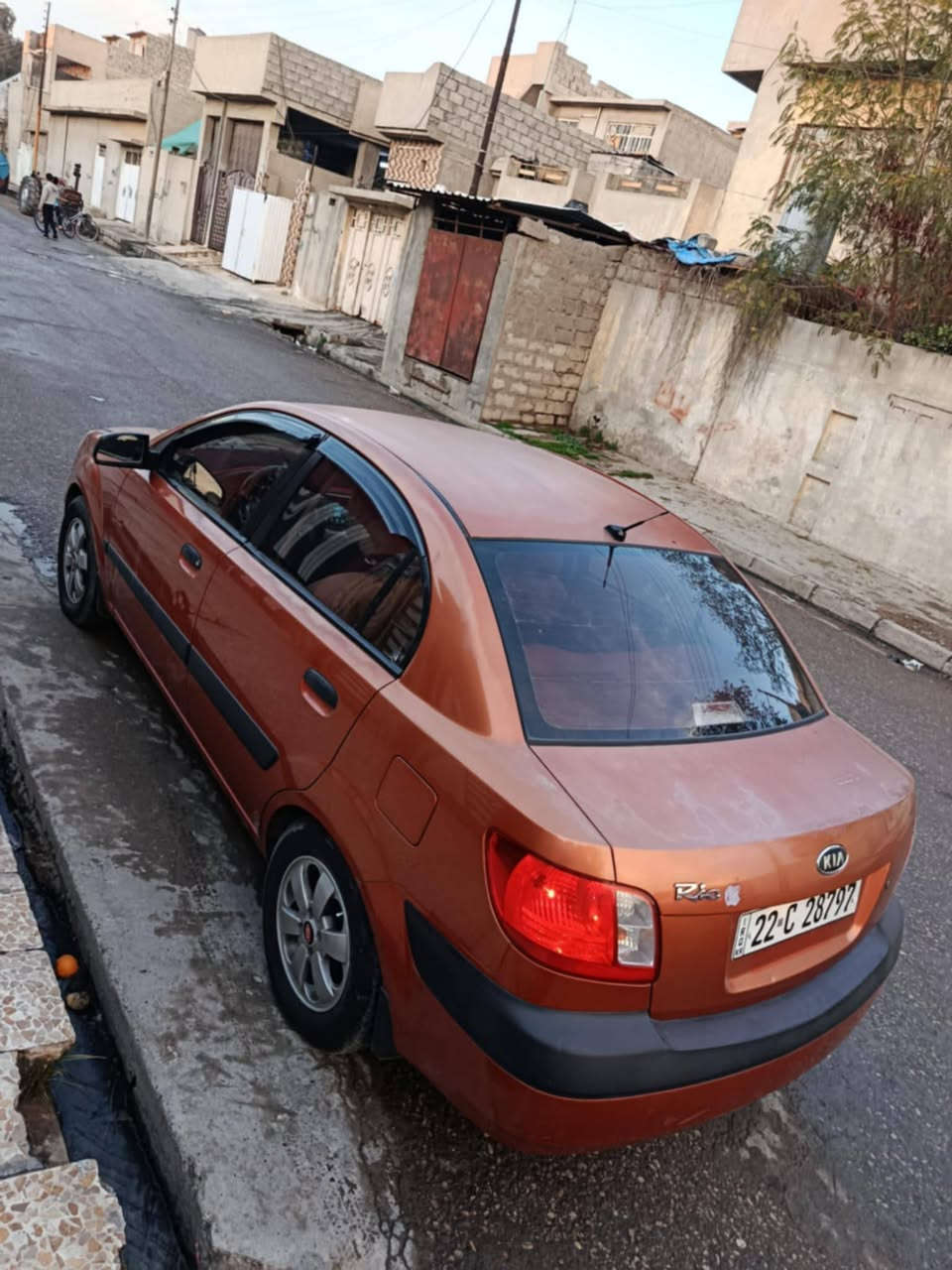 كيا ريو موديل ٢٠٠٩ربع باب صبغ سياره مكفوله من الضربه محرك ١٤شرط تايرات جديد تقحيل بيها مكانات 
السعر ٧٦ ومجال 
***********
موصل حي البكر
