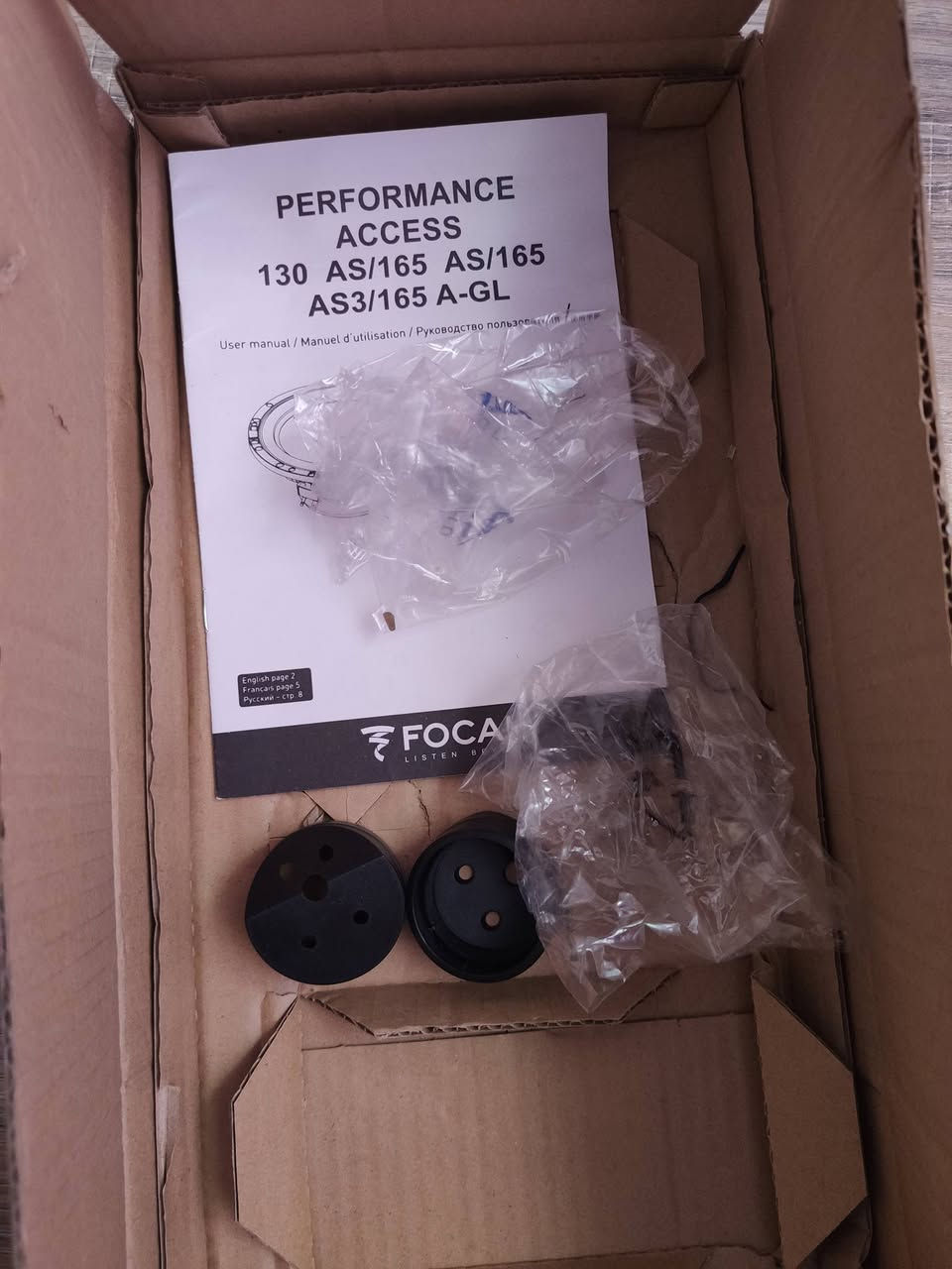 focal access 165as  
سيت سبيكرات ماركة فوكال الفرنسية 
يحتوي على ٢ فول رينج
٢ تويتر 
٢ كروس اوفر 
السعر ٨٥ الف نهائي رجاء ، مابي مجال


**إذا كنت صاحب هذا الإعلان وتريد حذفه لأي سبب، رجاءا أرسل رسالة إلى الدعم الفني**