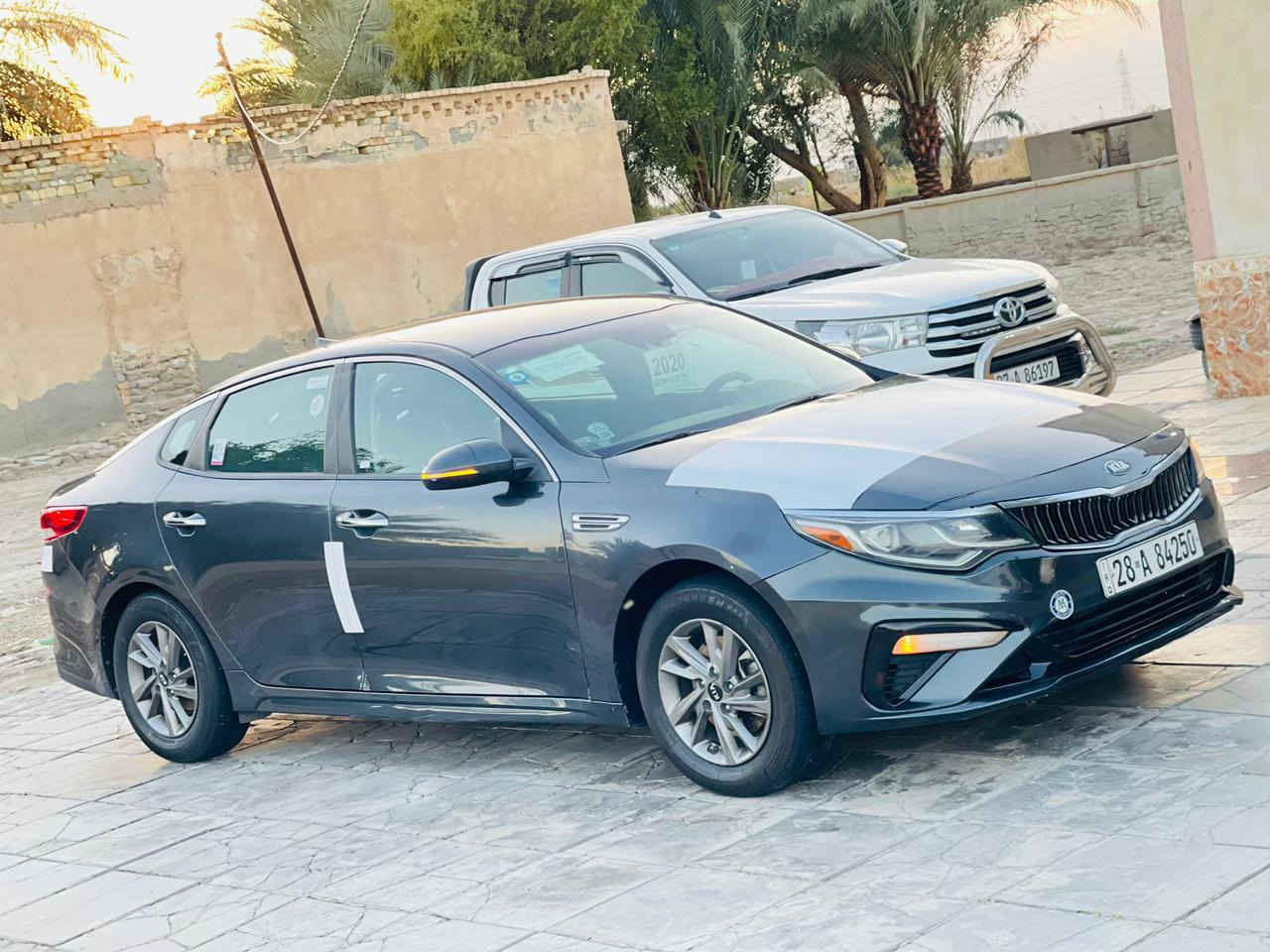 كيا اوبتيما م2020 وارد امريكي جاملغ وبنيد فقط
رقم دولي بسمي 
#مواصفات~~`
شاشه كامره دواره 
تحكم جهتين استيرن 
اشاير بالمري ويل كب كروم 
مثبت سرعه + تحديد مسار +مانع زلائق
ثلاث وضعيات قياده 
حساسات خلفيه 
رادارات بلمري 
لايت زنون لايت لد
حجم المحرك2.400
ماشيه100 سياره جاهزه تخم تاير حداديه تبريد 
السعر128

#المكان_الناصريه 
الاستفسار اتصل على الرقم ***********
